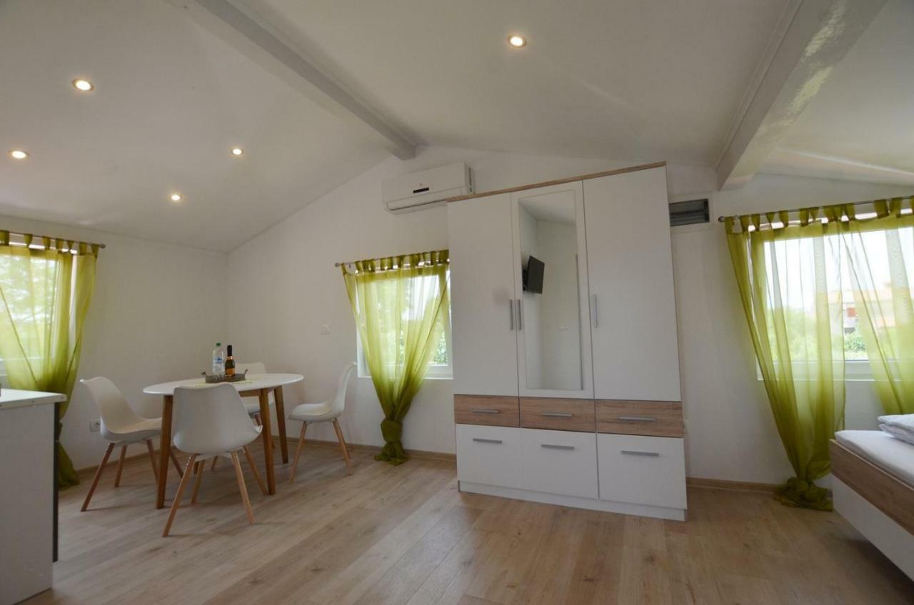 Bavica Apartments Rovinj Exterior photo